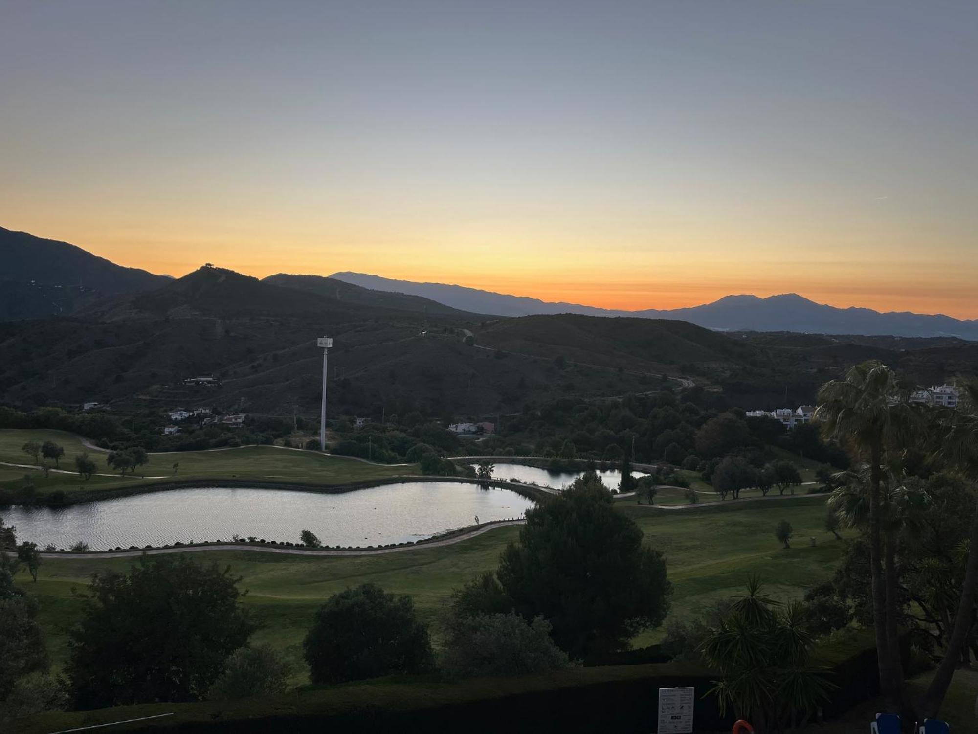 Alhaurin Golf Premium Views Apartment อัลเลาริน เอล กรันเด ภายนอก รูปภาพ
